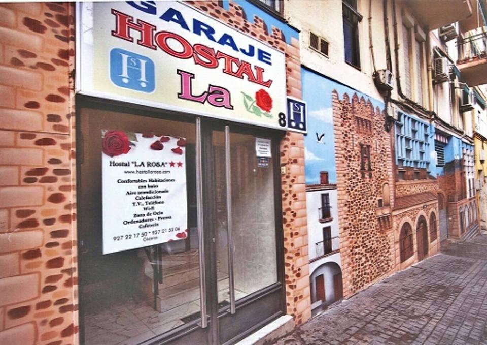 HOSTAL LA ROSA 3
