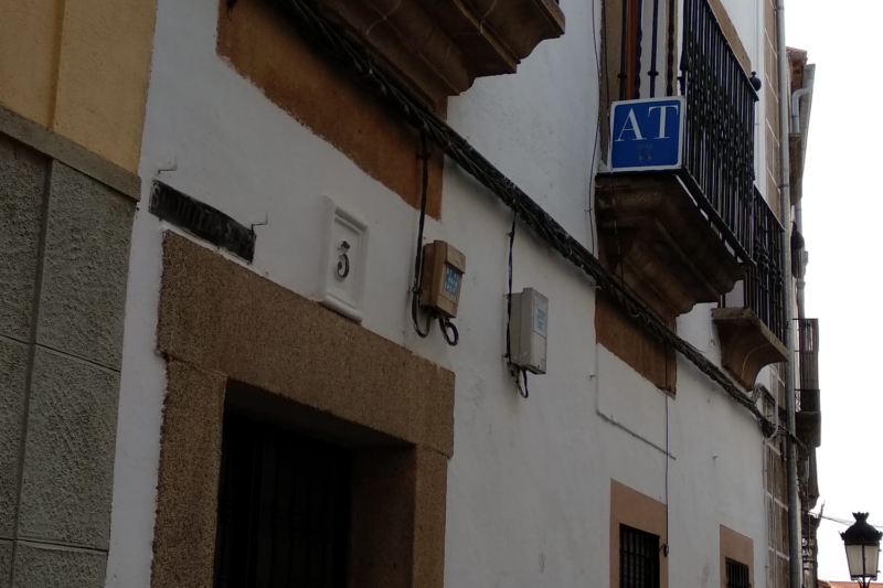 Apartamentos Turísticos La Almena