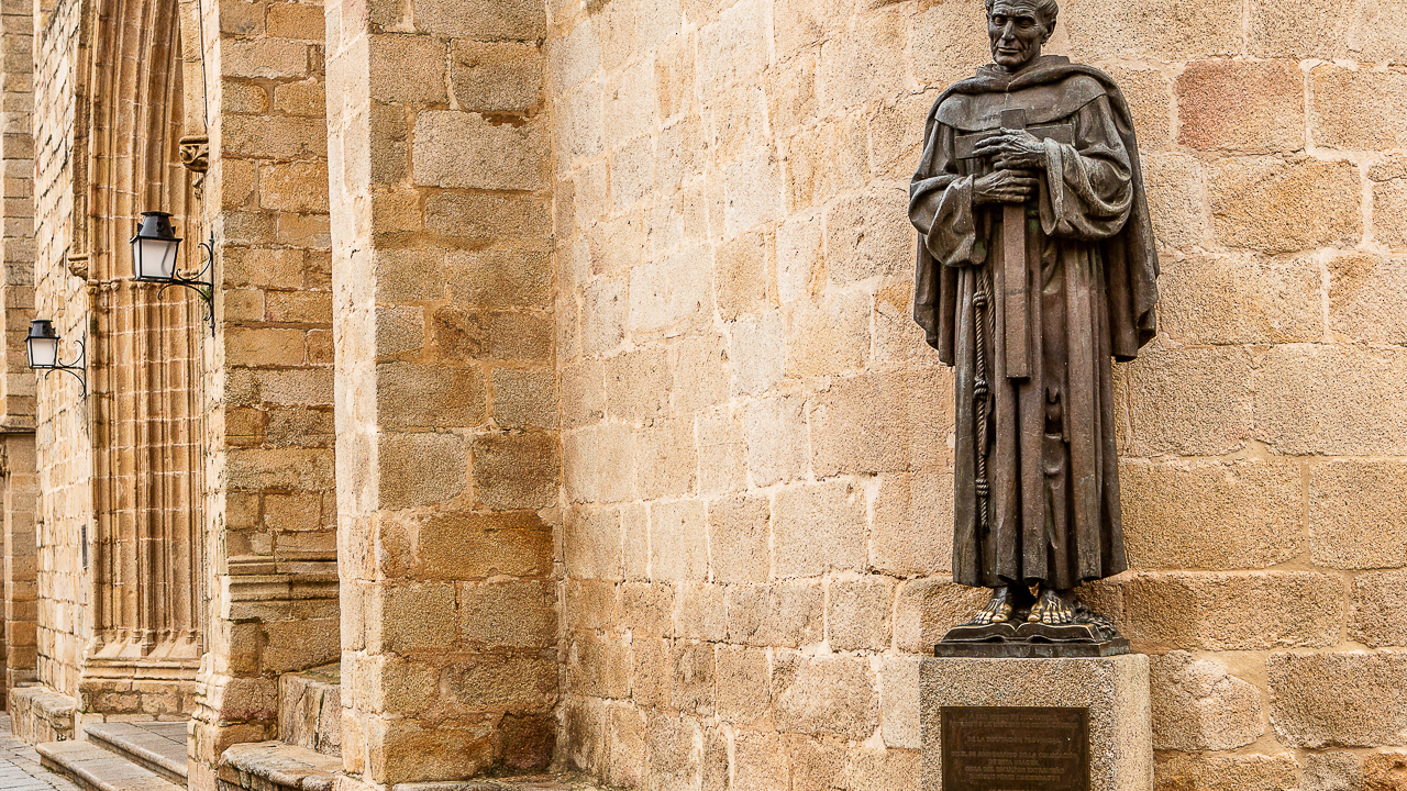 ESCULTURA DE SAN PEDRO DE ALCÁNTARA