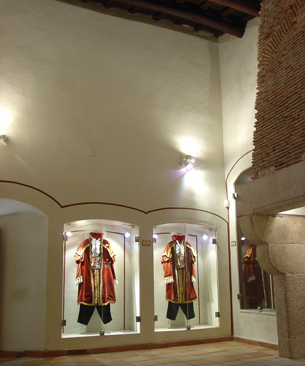 Sala de exposiciones permanente municipal ciudad de Cáceres 1