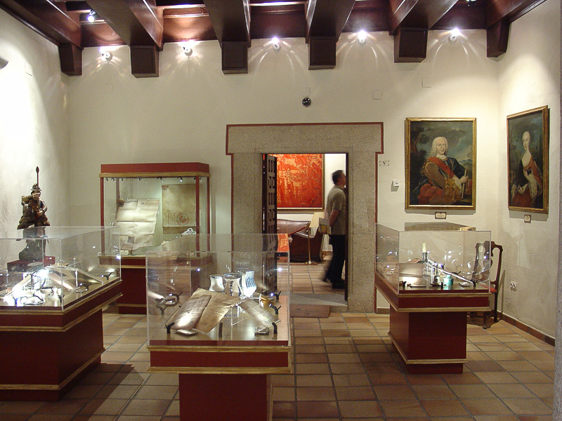 Sala de exposiciones permanente municipal ciudad de Cáceres 5