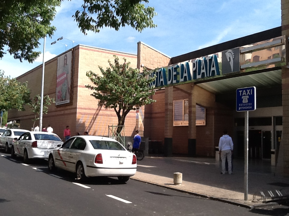 CENTRO COMERCIAL RUTA DE LA PLATA