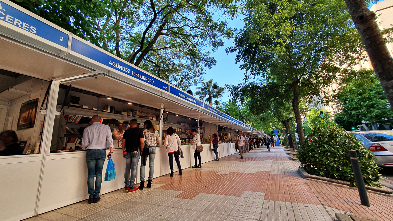 FERIA DEL LIBRO