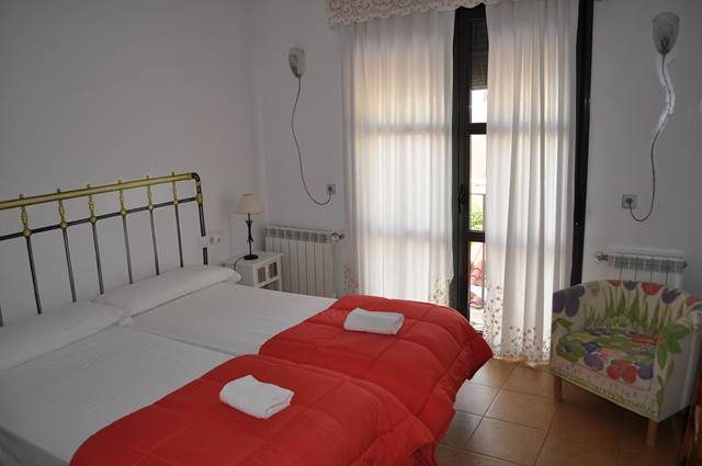 APARTAMENTOS TURÍSTICOS LA CASA PINTADA