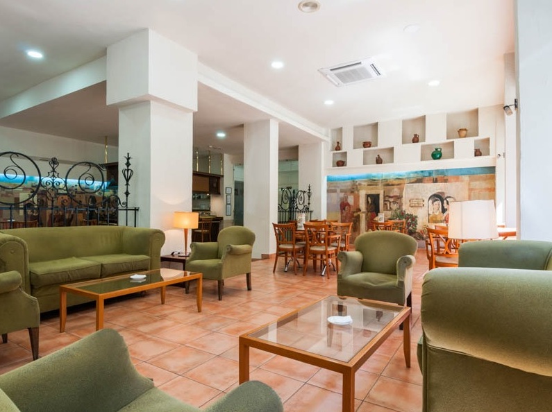 HOTEL ALCÁNTARA 4