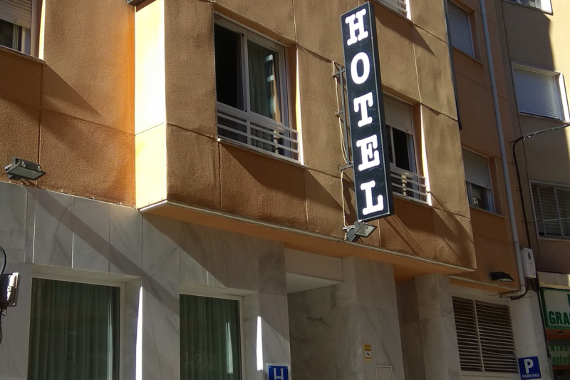 Hotel Iberia Plaza de América