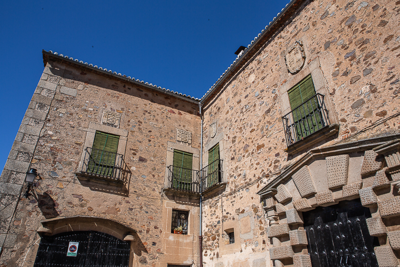 PALACIO DE LOS CONDES DE ADANERO