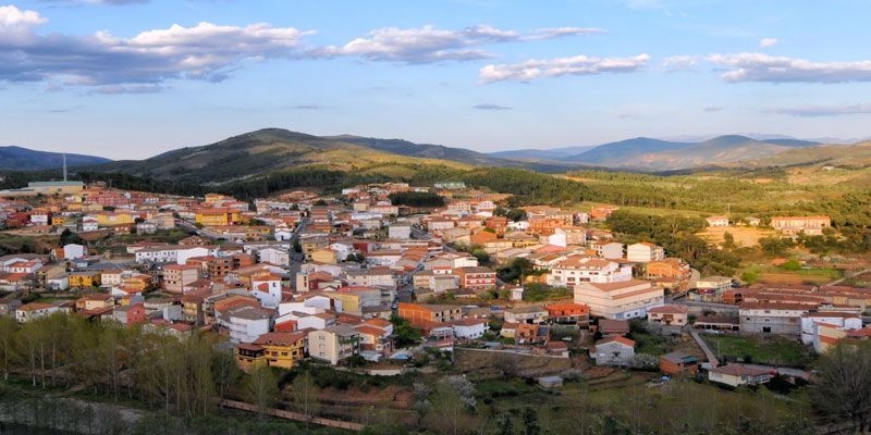 Ruta de Cáceres a la Sierra de Gata