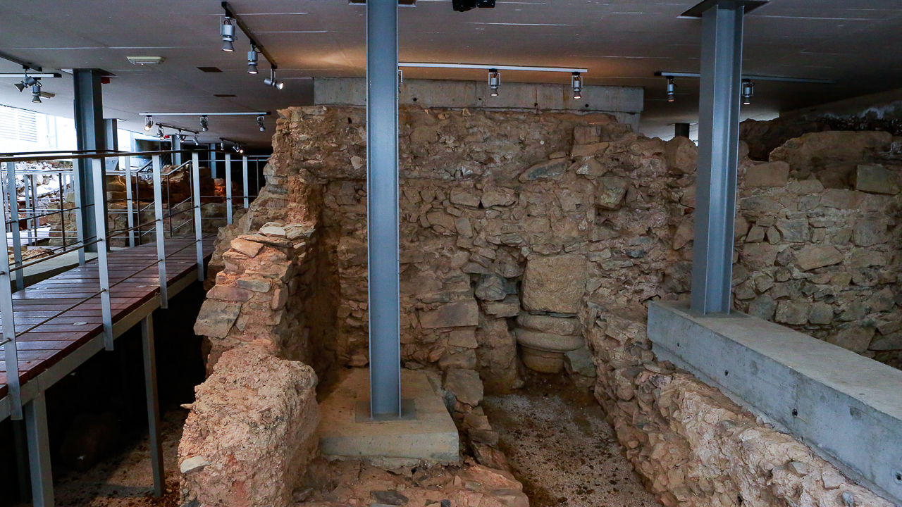 Restos arqueológicos en el Palacio de Mayoralgo