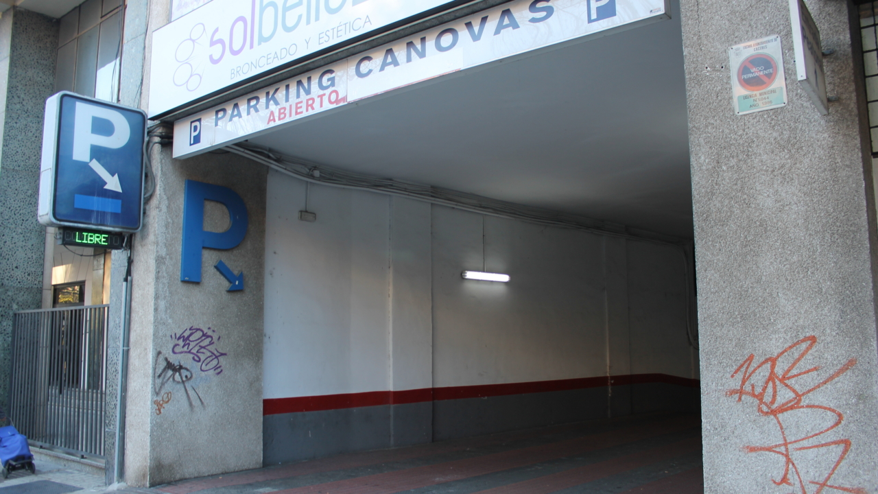 PARKING CÁNOVAS