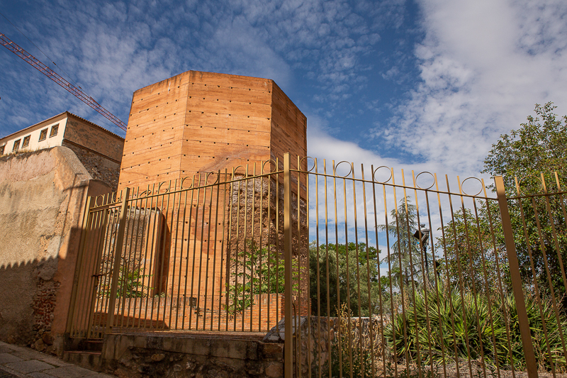 TORRE MOCHADA