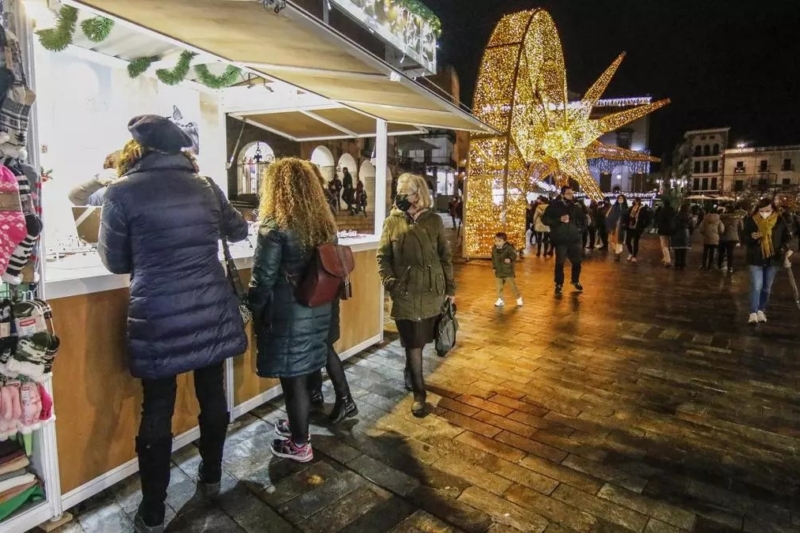 MERCADILLO DE NAVIDAD
