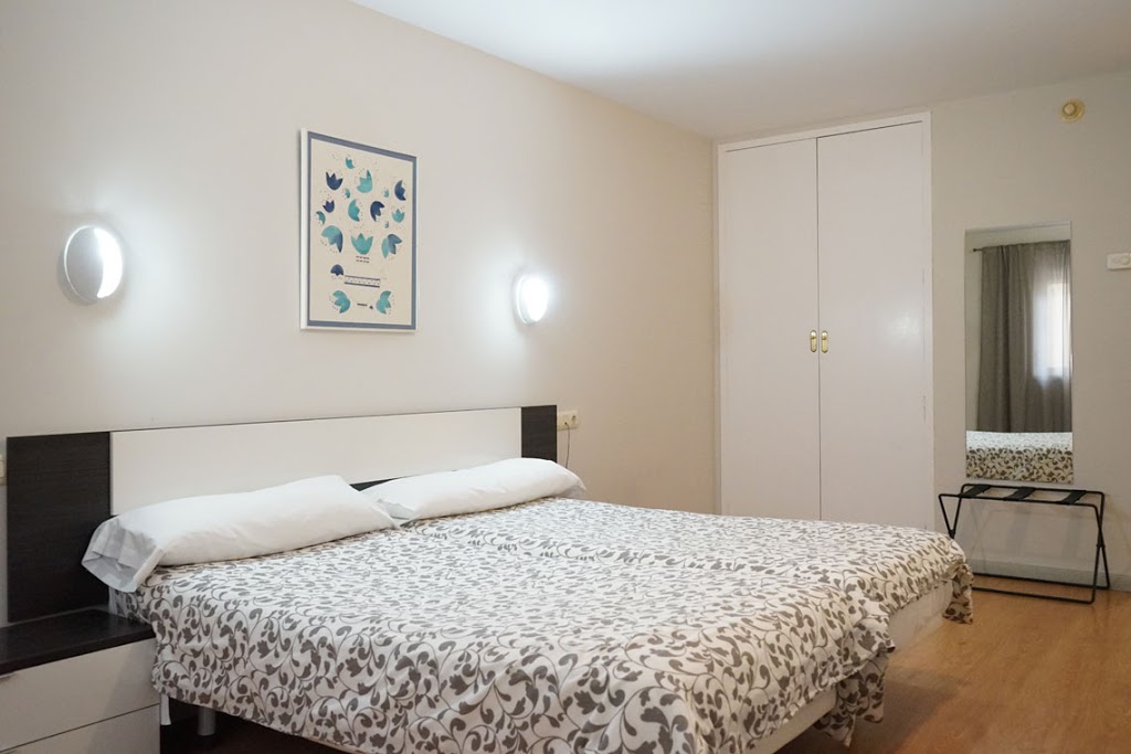 AHC HOTELES LOW COST